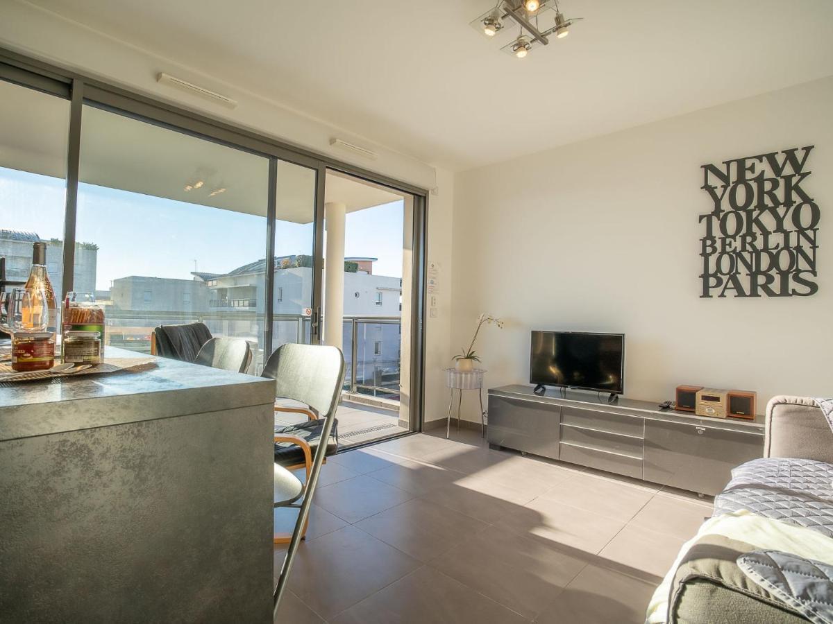Rive Gauche By Interhome * Frejus