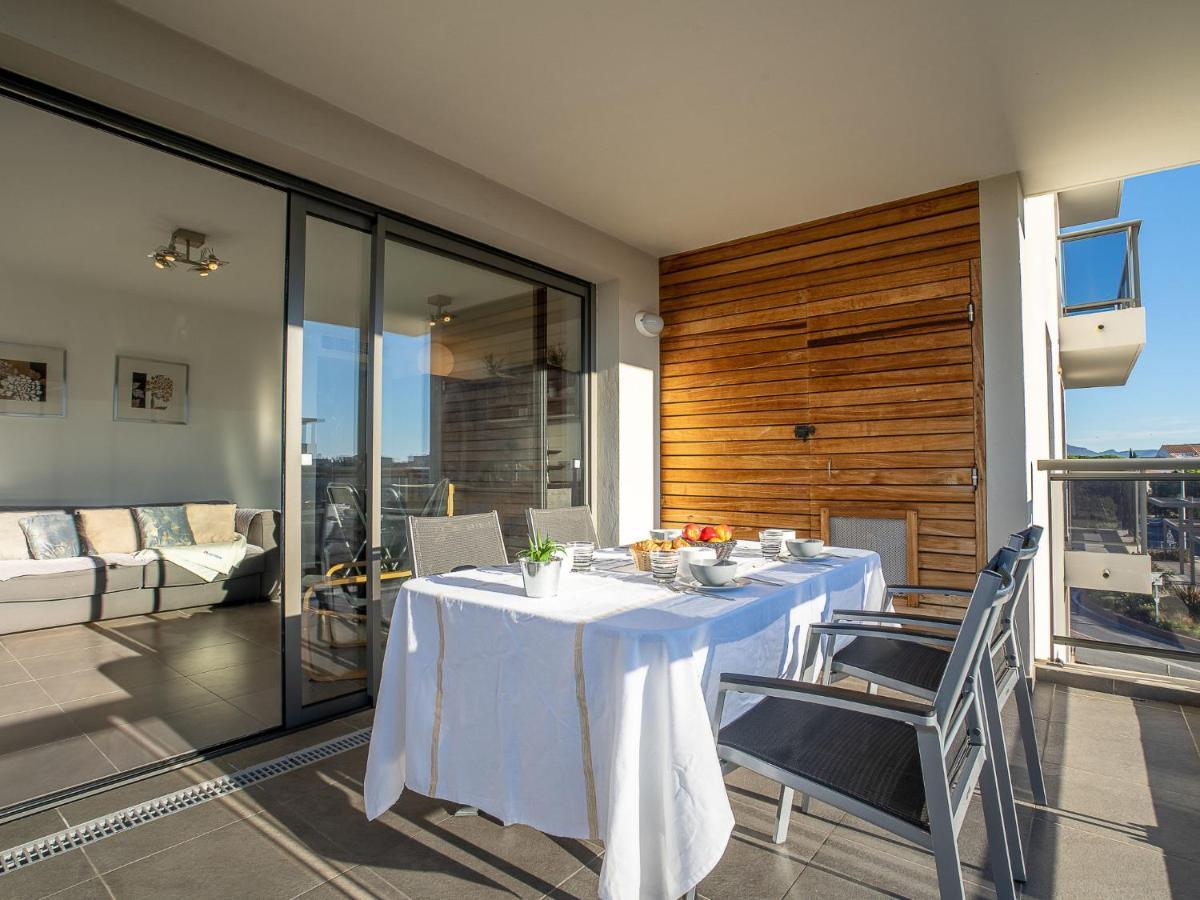 Apartment Rive Gauche By Interhome Frejus